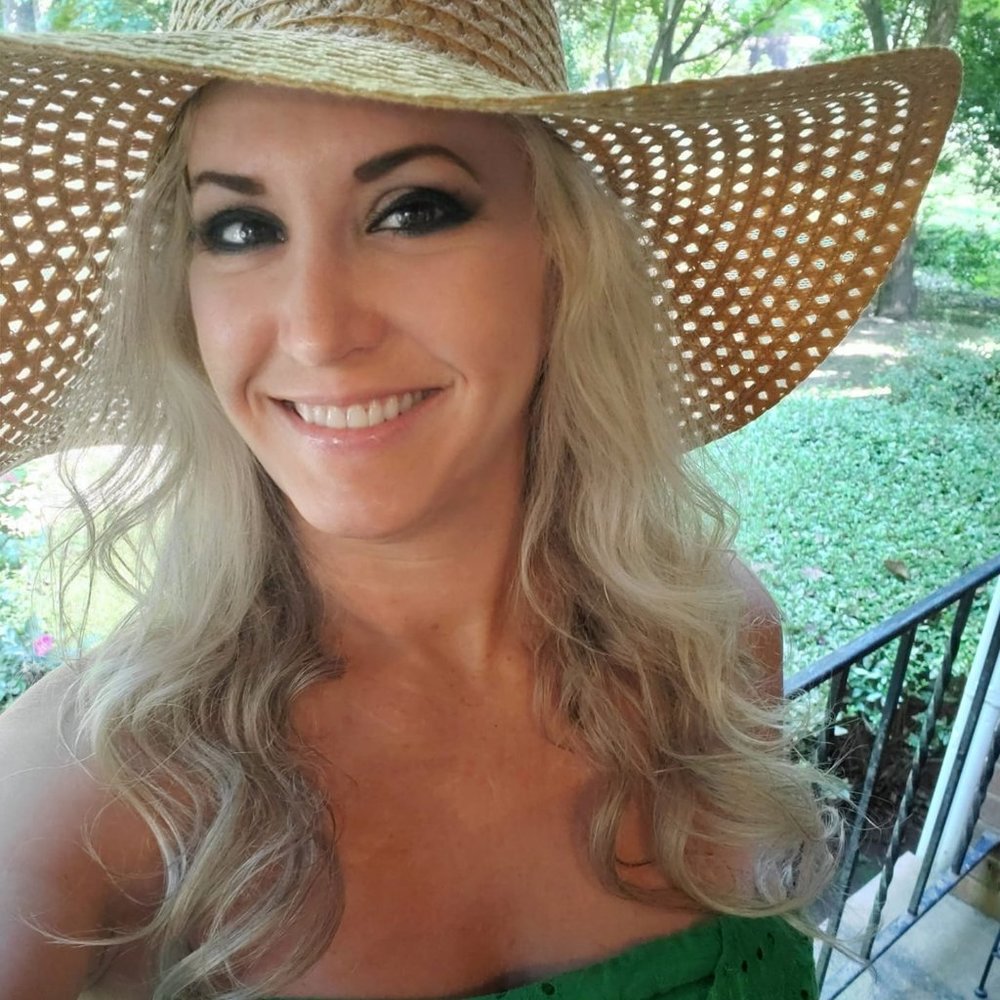 Meet your Posher, Carol